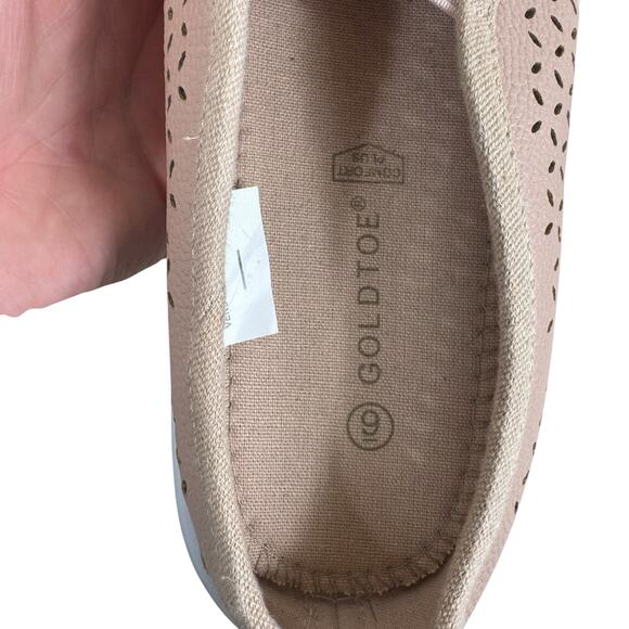 Gold Toe Beige Tan Eyelet Cutout Slip On Comfort Cushioned Platform Shoes Size 9 - Picture 7 of 7